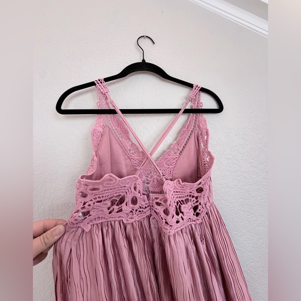Lulus Alluring Aura mauve crochet lace crinkle backless maxi dress - Picture 8 of 10